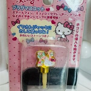Sanrio Hello Kitty with Swarovski Elements Cell Phone Accessory